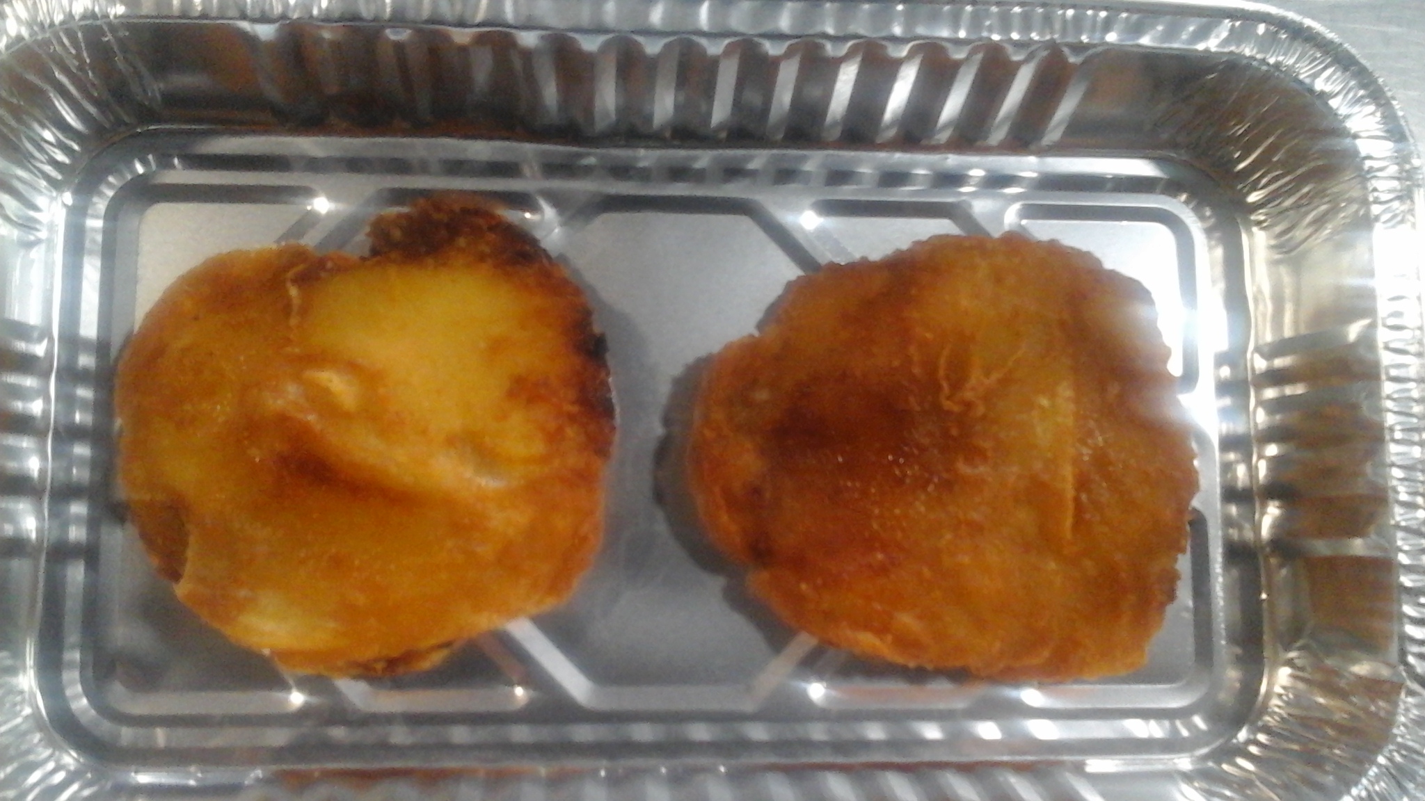 Patatas de Olot rellenas de queso de cabra